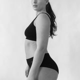 Ada Seamless Black Bra Set