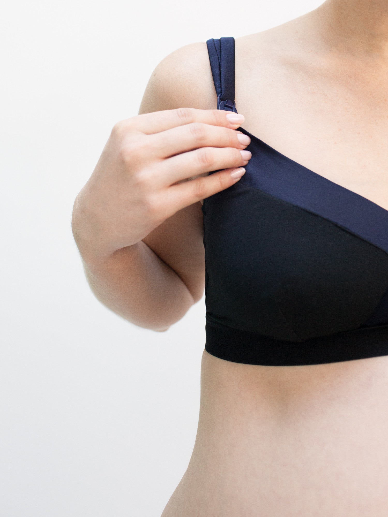 six.emmeline.luxury.nursing.bra.black.silk maternity breastfeeding pregnancy